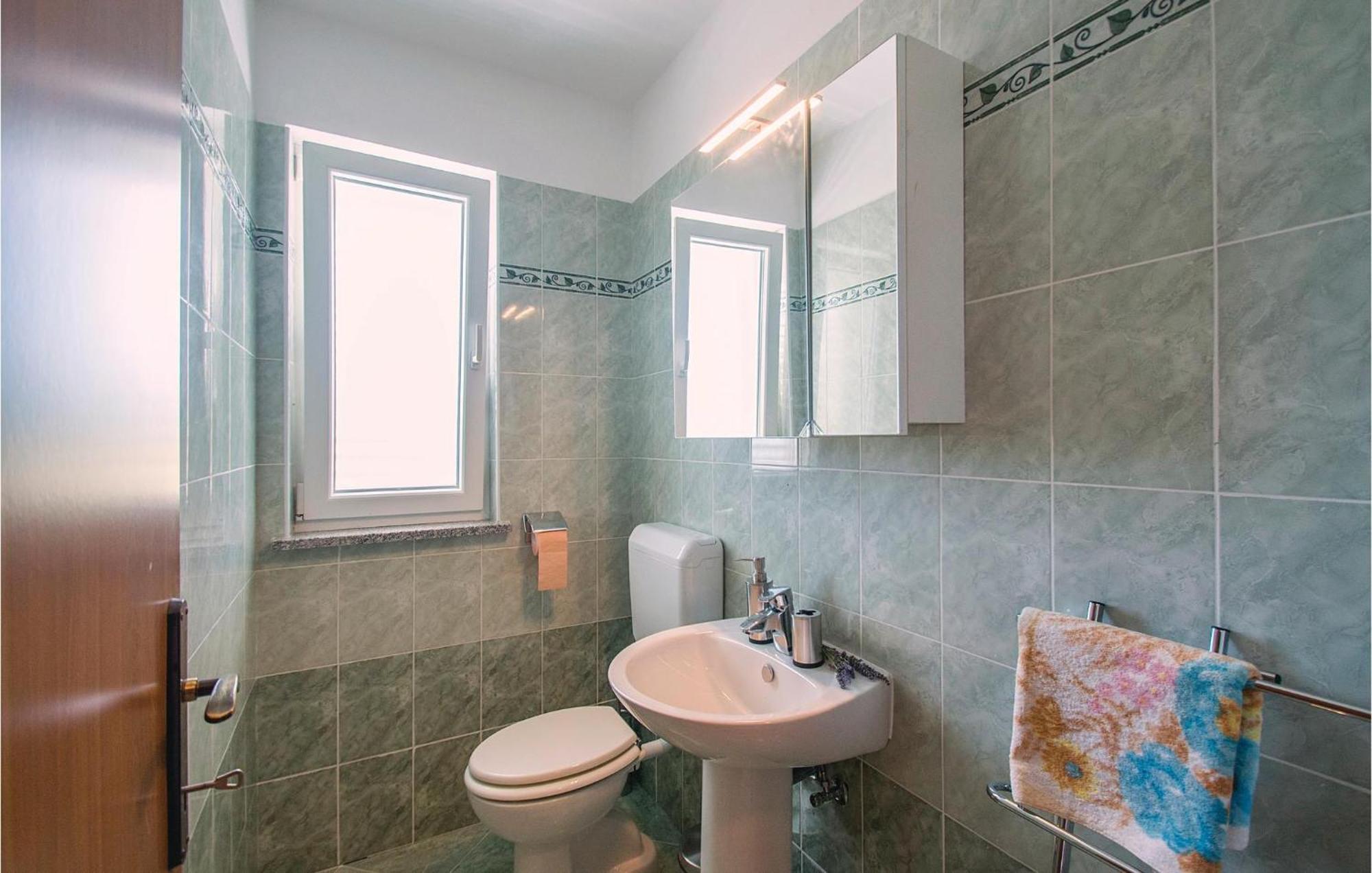 Amazing Apartment In Labin With House Sea View Екстериор снимка