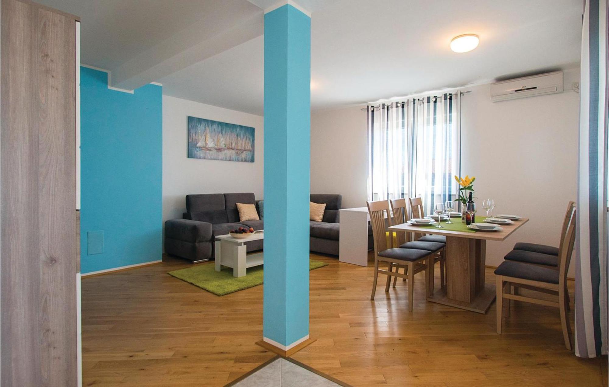 Amazing Apartment In Labin With House Sea View Екстериор снимка