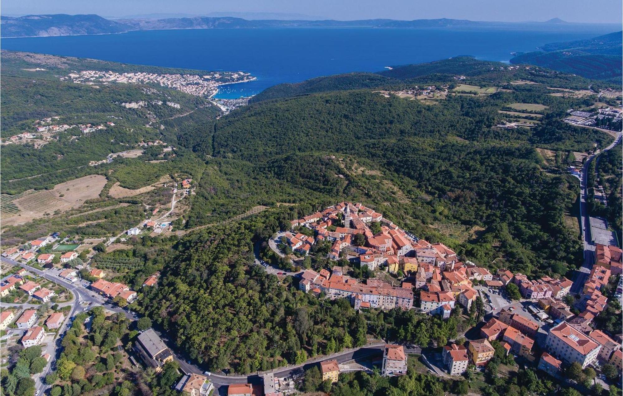 Amazing Apartment In Labin With House Sea View Екстериор снимка
