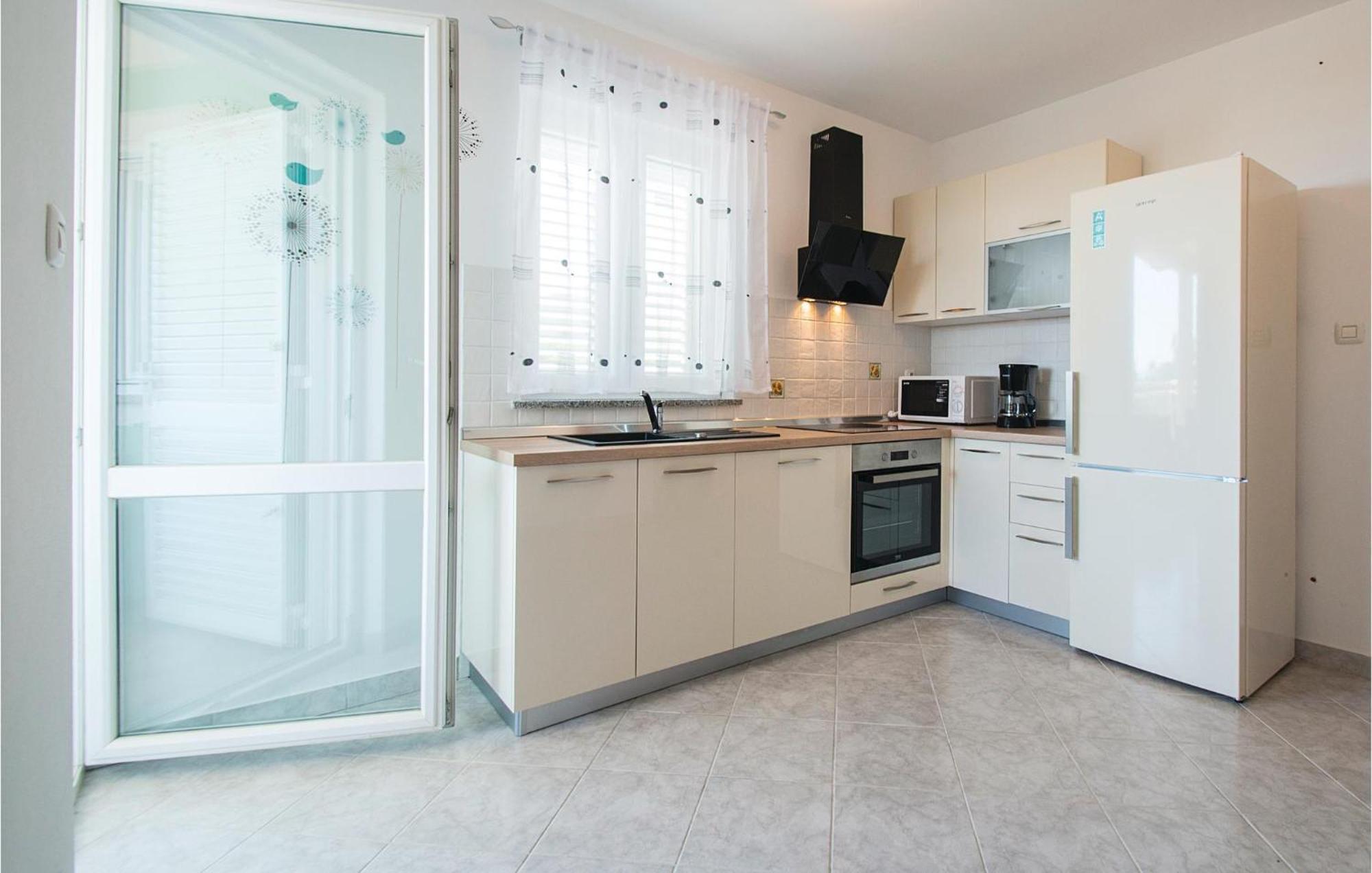 Amazing Apartment In Labin With House Sea View Екстериор снимка