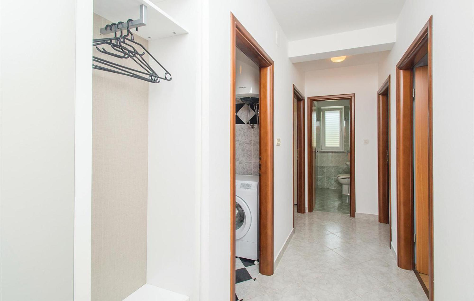 Amazing Apartment In Labin With House Sea View Екстериор снимка